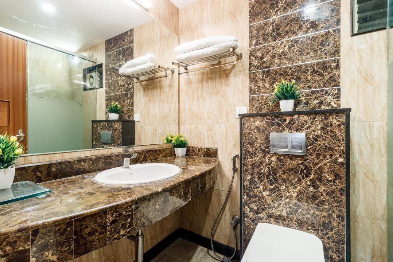 Octave Castle Suites Bangalore Exterior photo