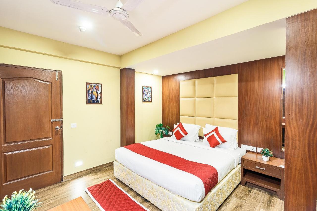 Octave Castle Suites Bangalore Exterior photo