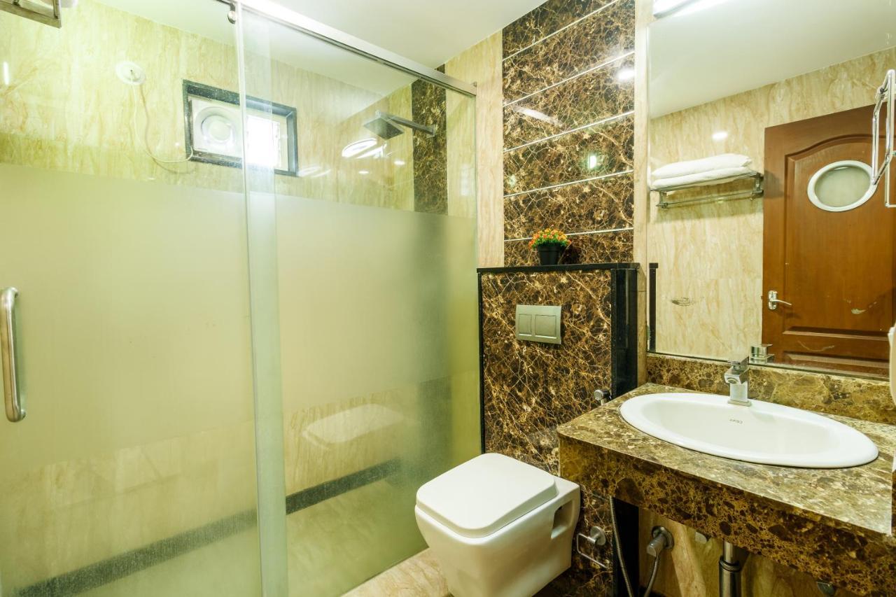 Octave Castle Suites Bangalore Exterior photo
