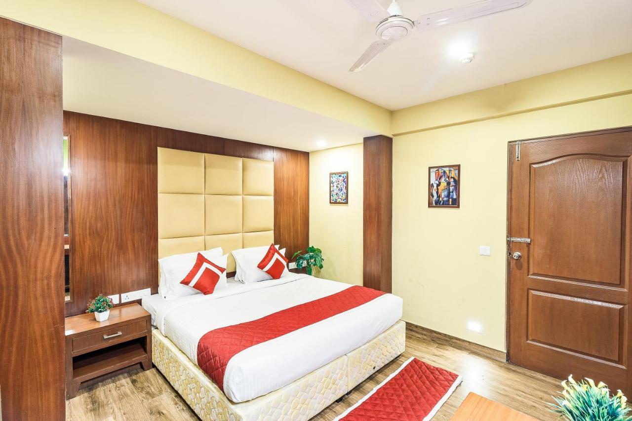 Octave Castle Suites Bangalore Exterior photo