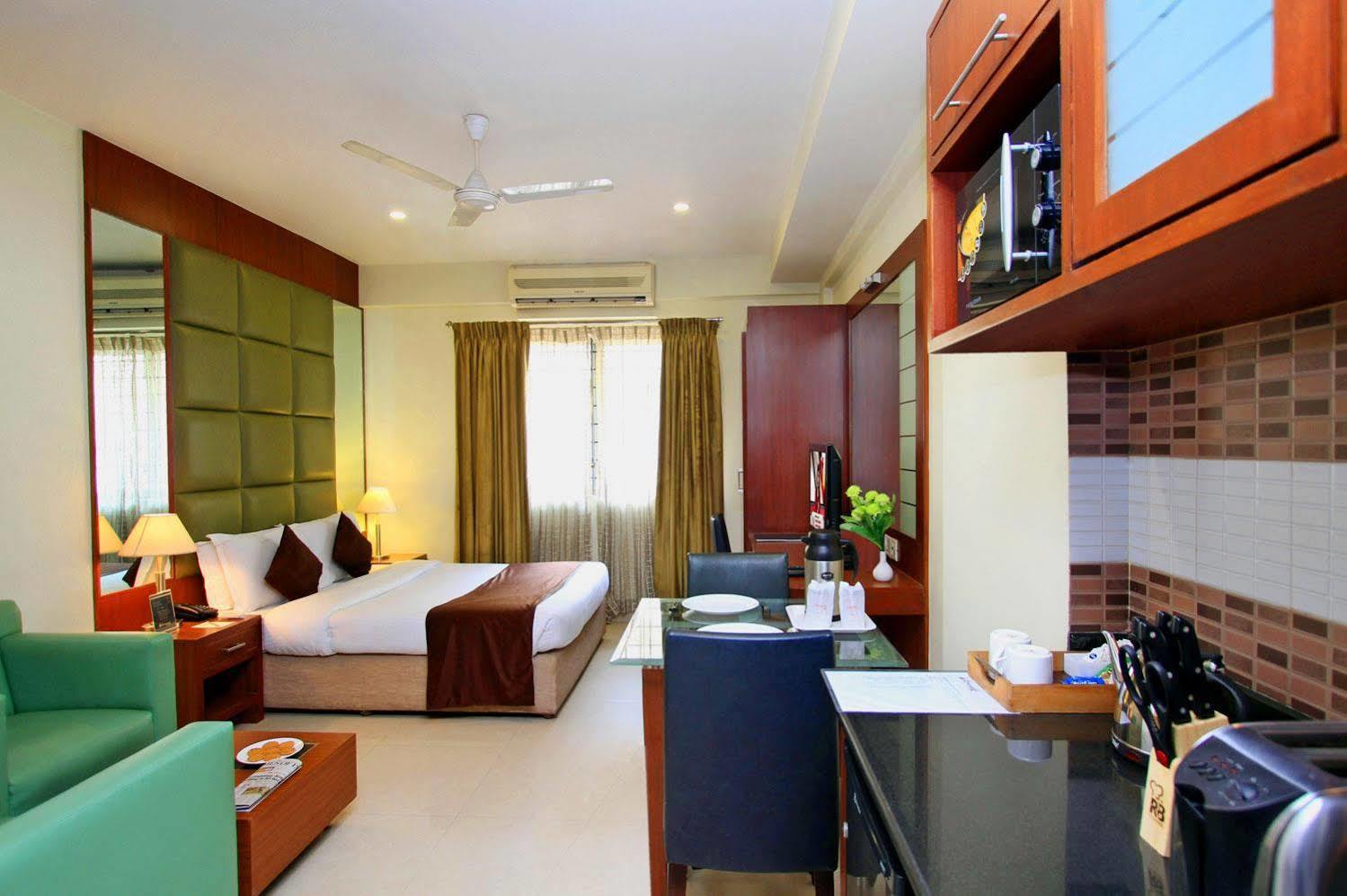Octave Castle Suites Bangalore Exterior photo